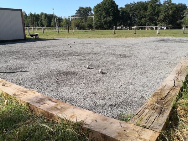 Nouveau : un boulodrome au stade de Saint-Morillon !